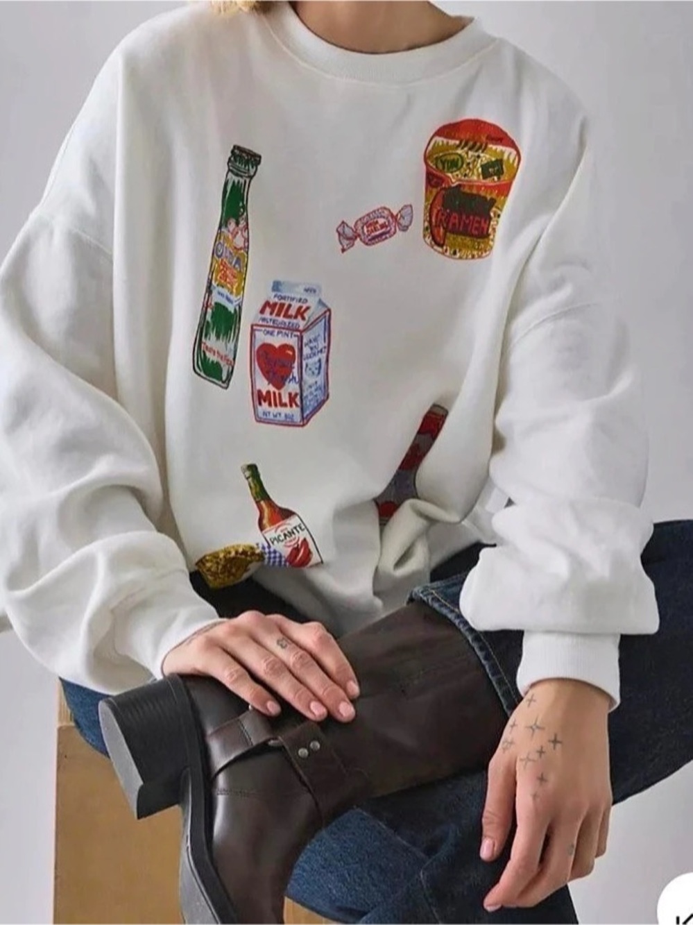 BDG Gemma So Snacky Crew Neck Pullover Extremely Oversized XXS Will Fit XL